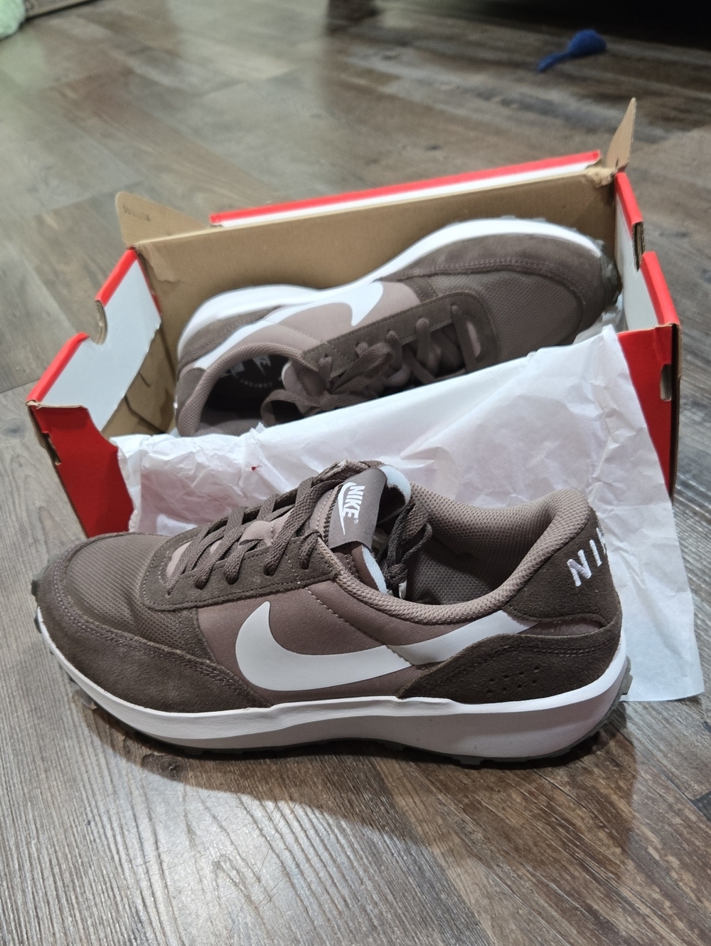 Nike Men’s Taupe Sneakers with White Swoosh